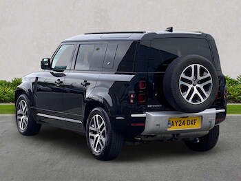 Used Land Rover Defender 2024 for sale - 79467860: Photo