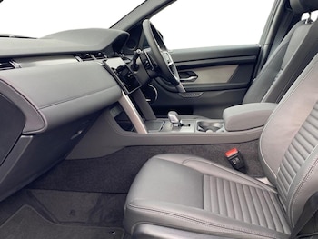 Used Land Rover Discovery Sport 2025 for sale - 77610104: Photo