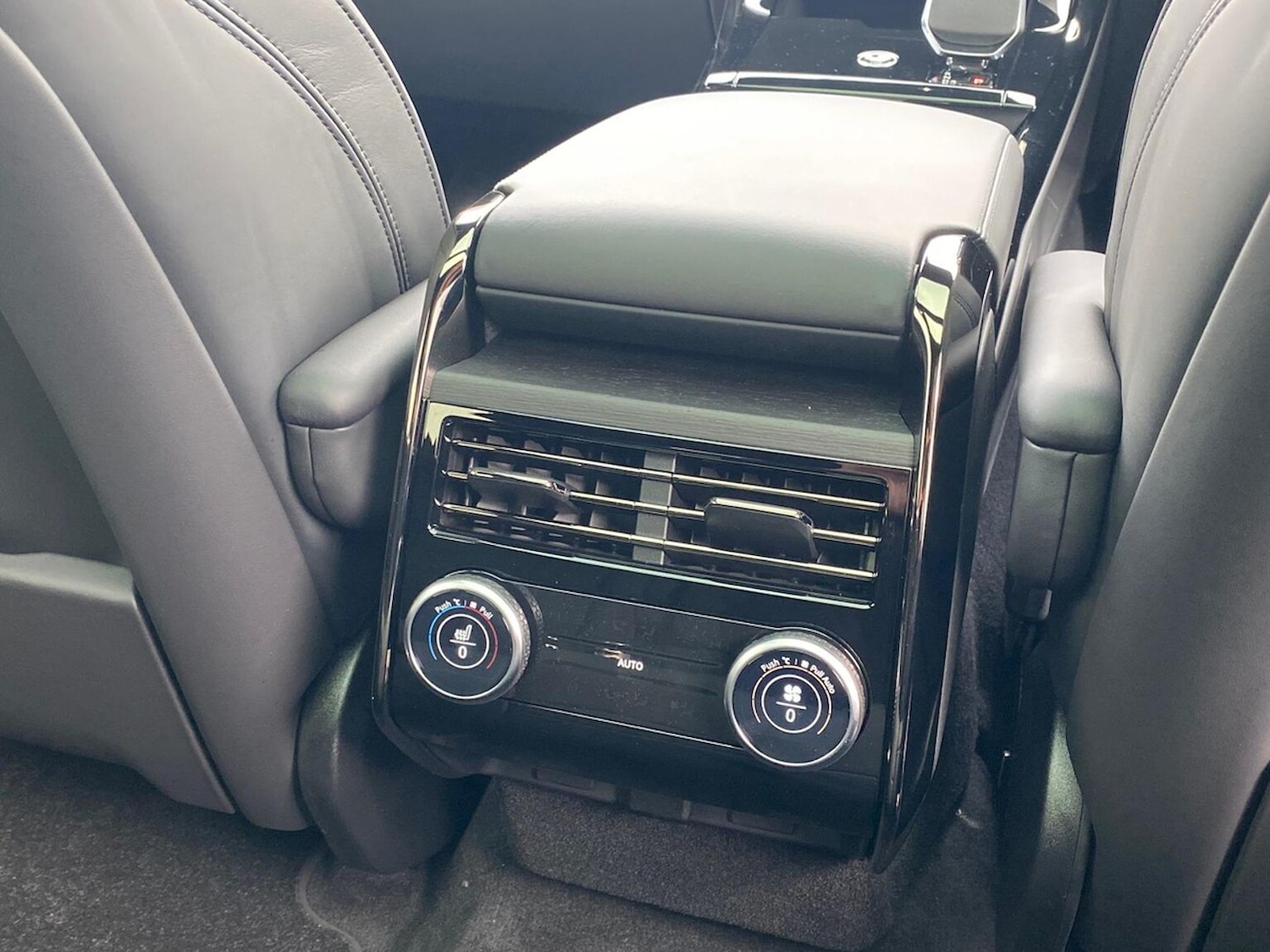 Used Land Rover Range Rover Sport 2025 for sale - 76492414: Photo 18