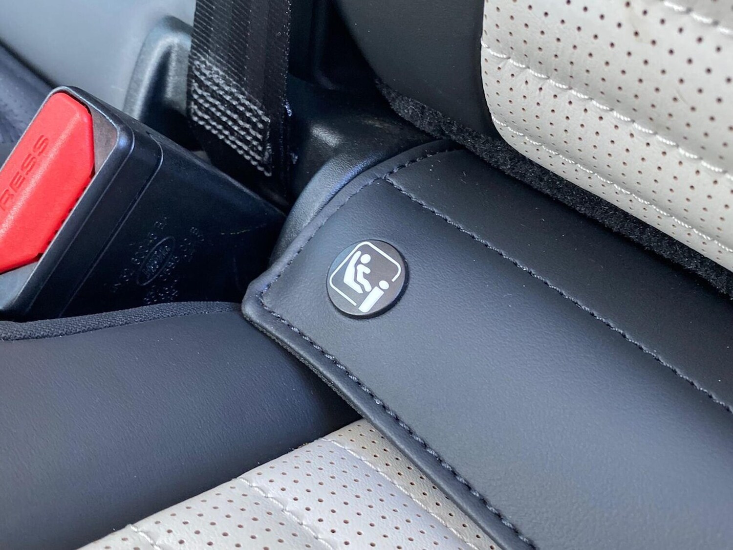 Used Land Rover Discovery 2025 for sale - 78193521: Photo 39