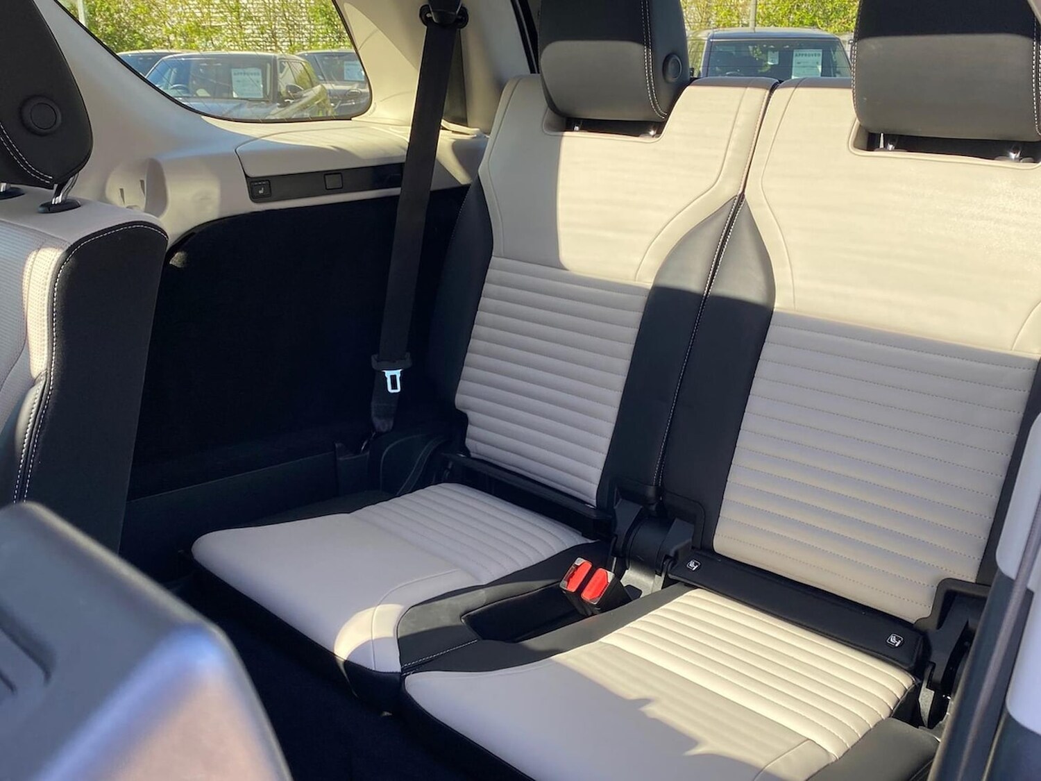 Used Land Rover Discovery 2025 for sale - 78193521: Photo 41