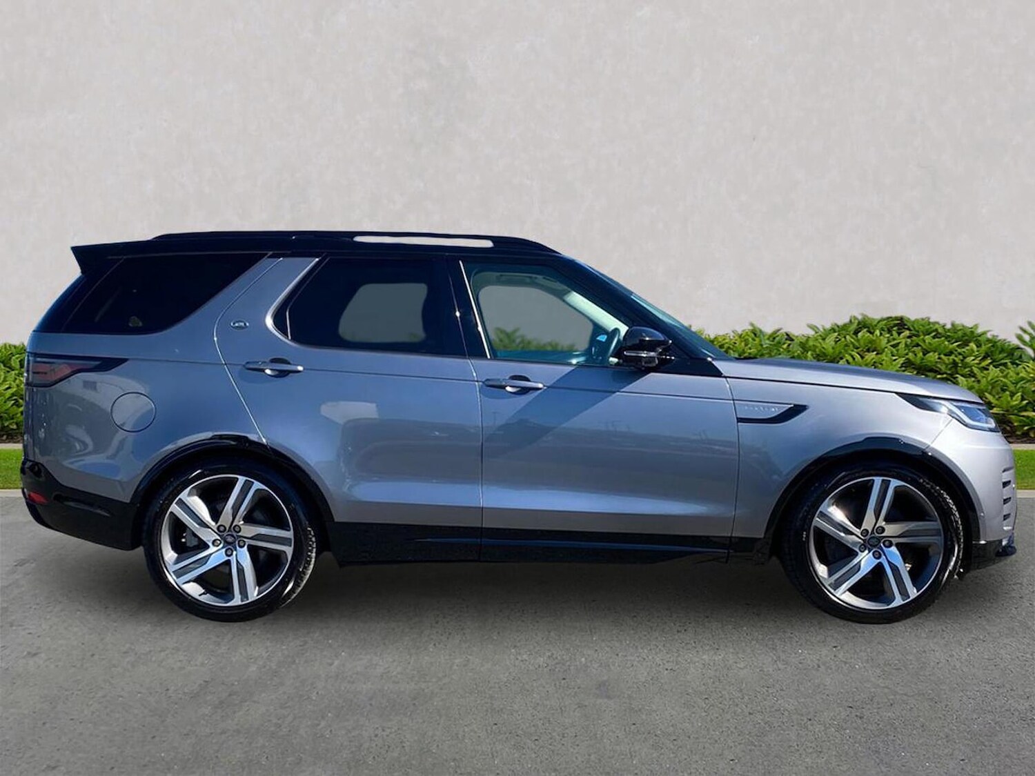 Used Land Rover Discovery 2025 for sale - 78193521: Photo 7