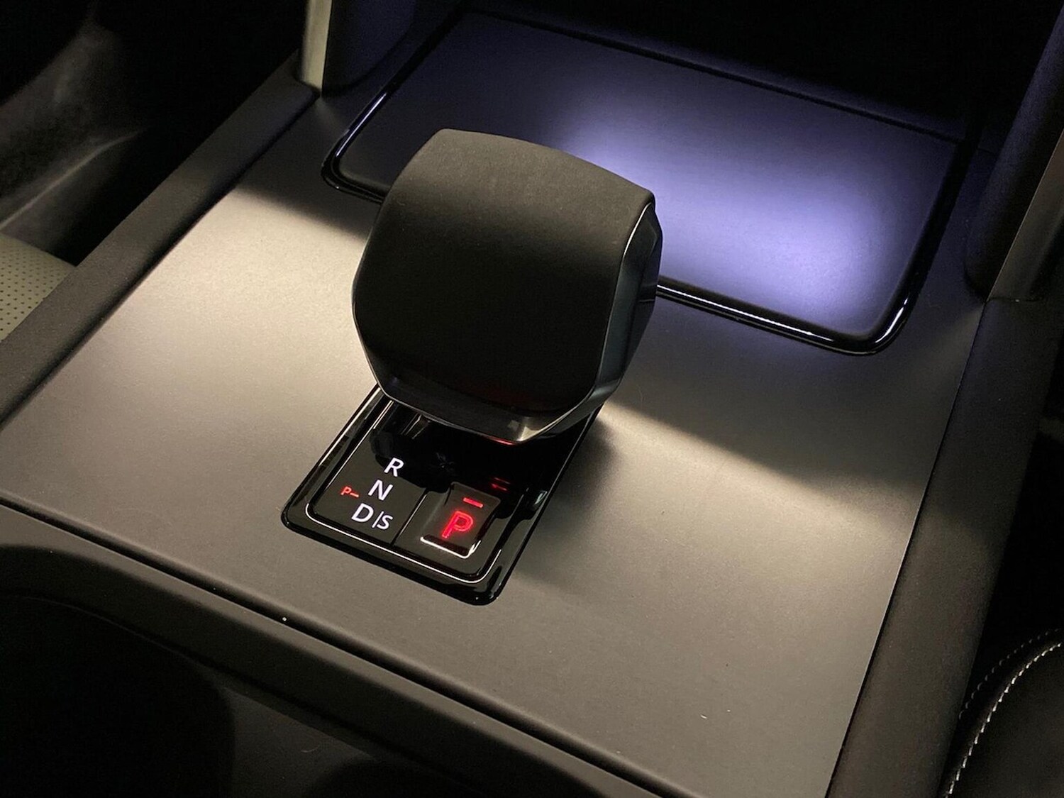 Used Land Rover Discovery Sport 2025 for sale - 77528896: Photo 13