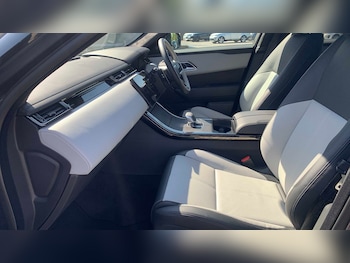 Used Land Rover Range Rover Velar 2025 for sale - 79507624: Photo