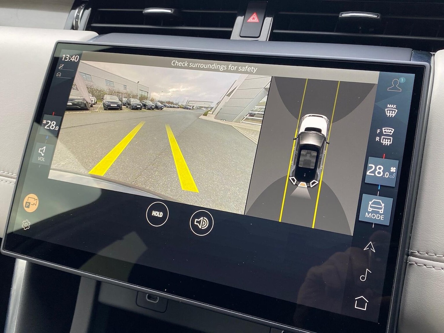 Used Land Rover Discovery Sport 2024 for sale - 76957536: Photo 12