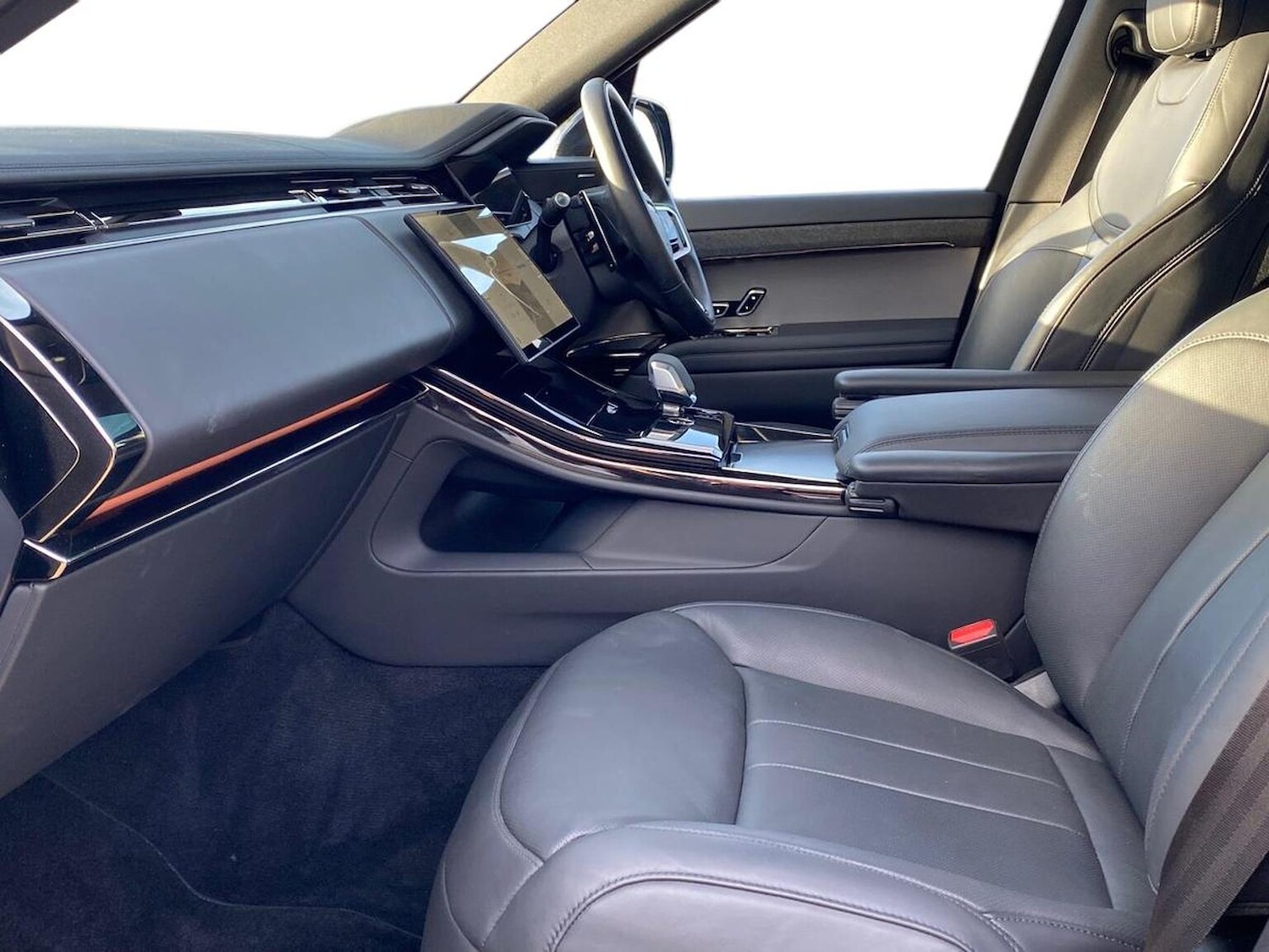 Used Land Rover Range Rover Sport 2024 for sale - 76951189: Photo 3