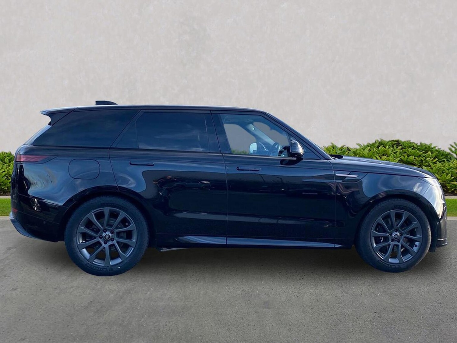 Used Land Rover Range Rover Sport 2024 for sale - 76951189: Photo 5