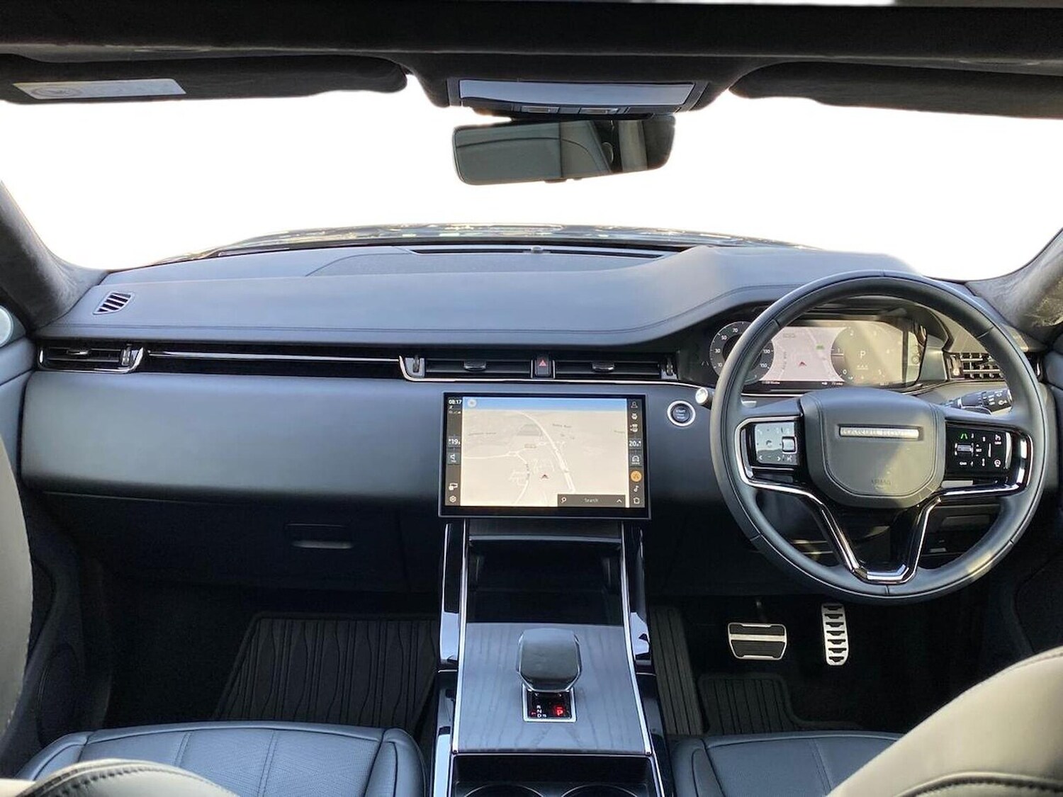 Used Land Rover Range Rover Evoque 2025 for sale - 78193489: Photo 11