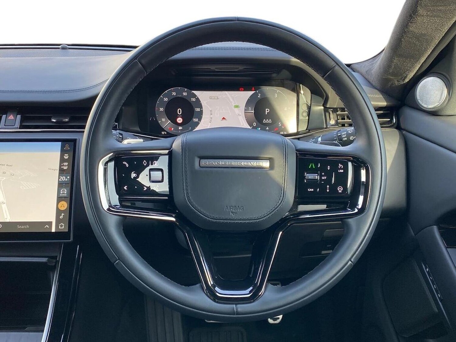 Used Land Rover Range Rover Evoque 2025 for sale - 78193489: Photo 17