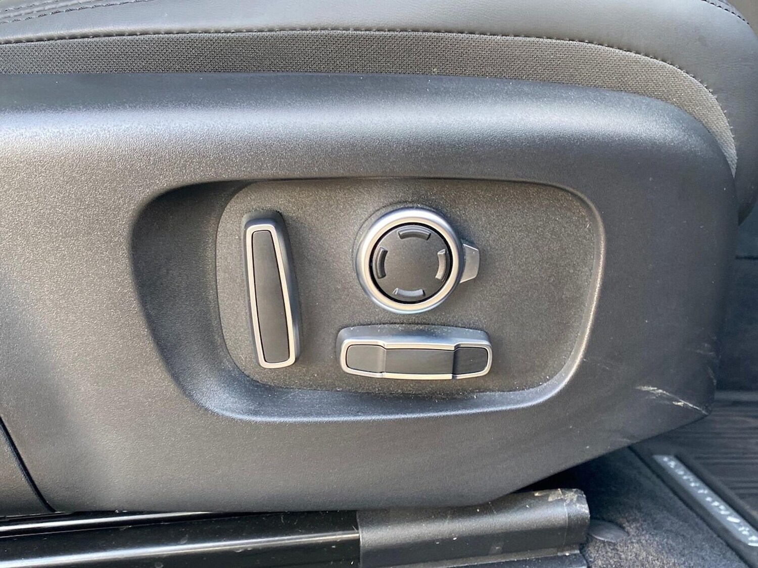 Used Land Rover Range Rover Evoque 2025 for sale - 78193489: Photo 32