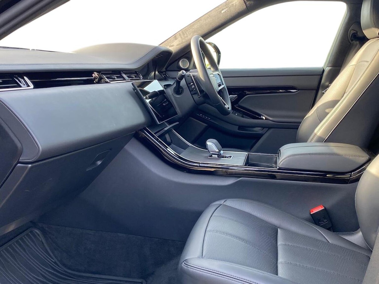 Used Land Rover Range Rover Evoque 2025 for sale - 78193489: Photo 5