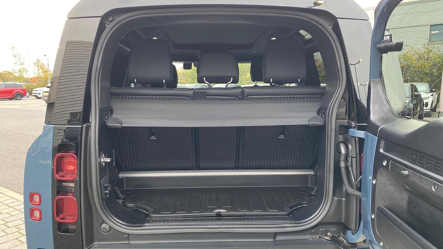 Used Land Rover Defender 2022 for sale - 76505009: Photo 10