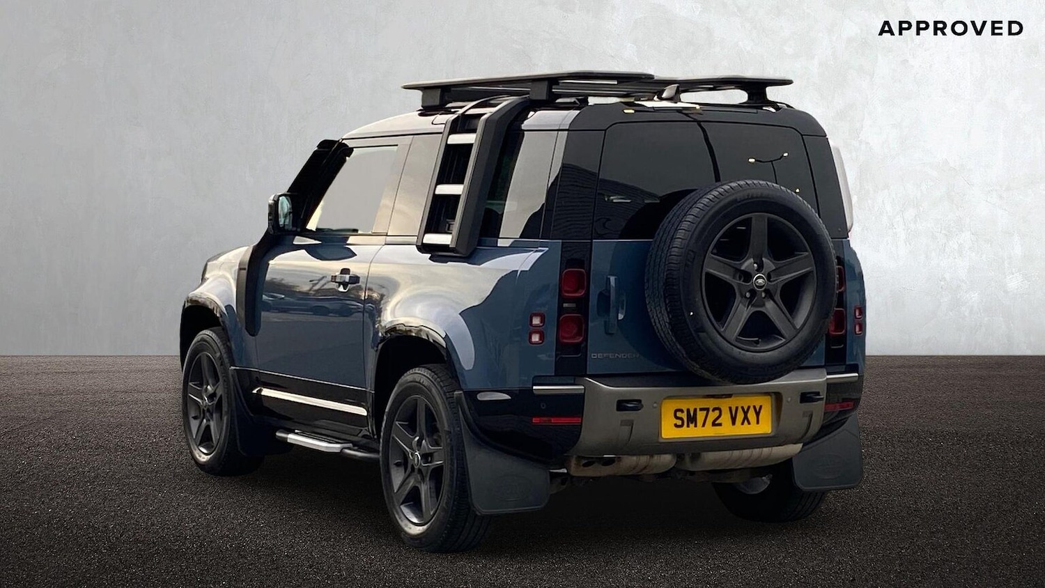 Used Land Rover Defender 2022 for sale - 76505009: Photo 2