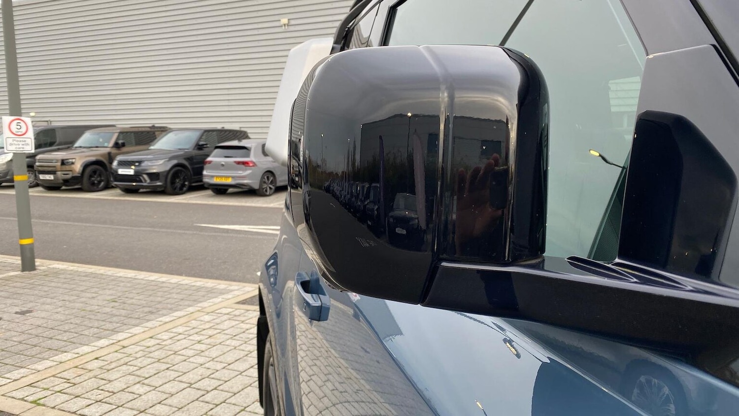 Used Land Rover Defender 2022 for sale - 76505009: Photo 28