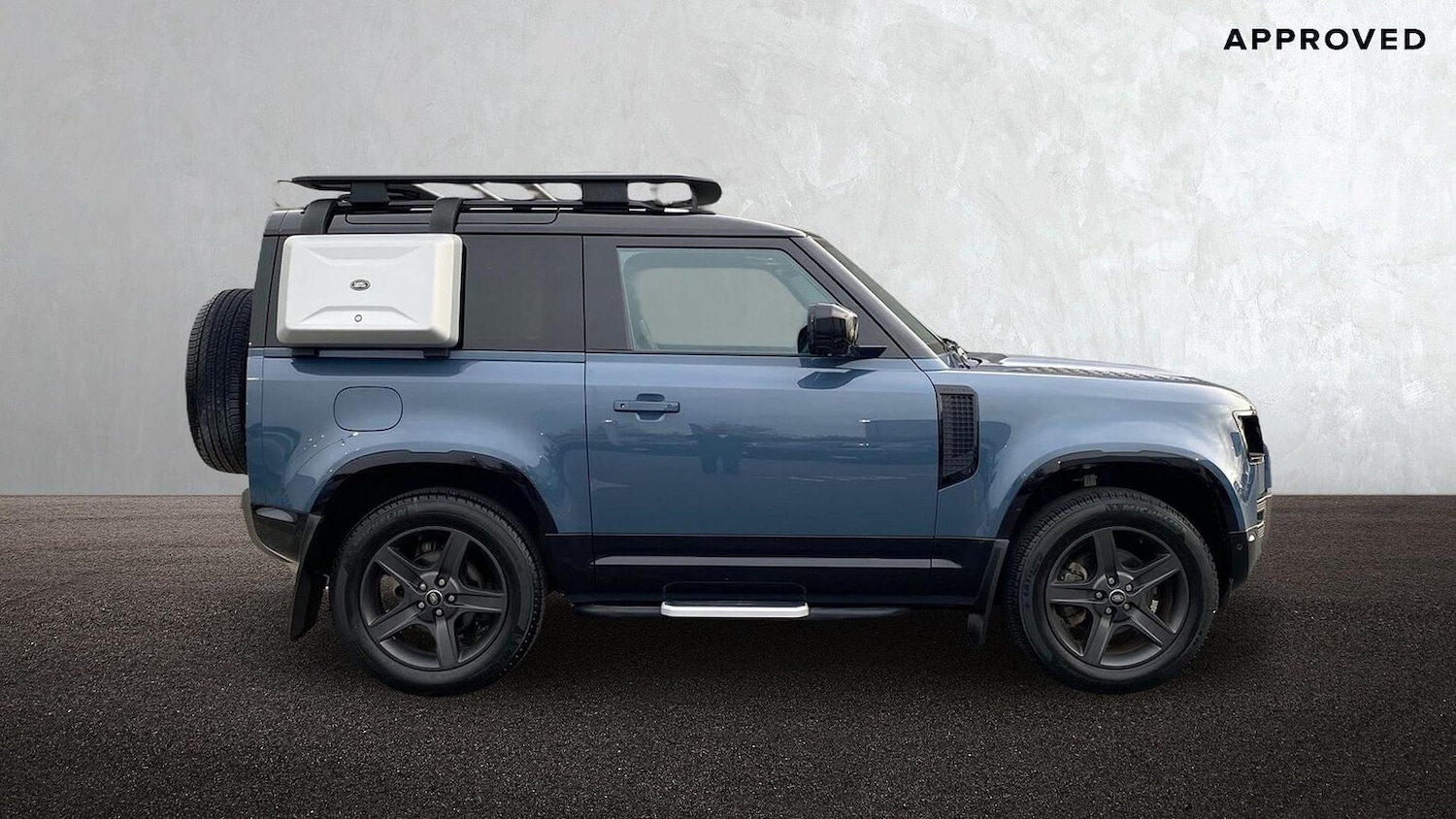 Used Land Rover Defender 2022 for sale - 76505009: Photo 5