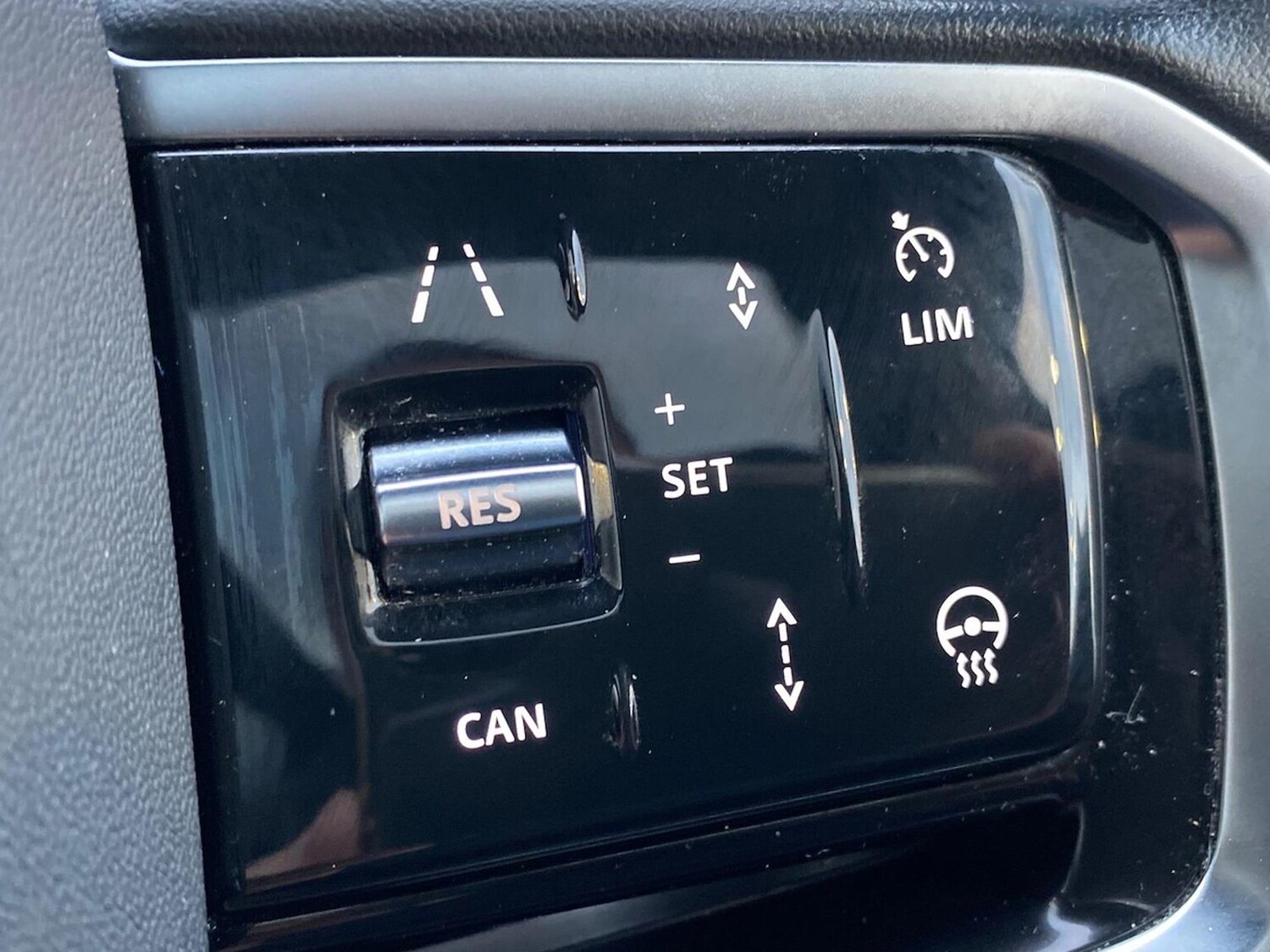 Used Land Rover Discovery Sport 2022 for sale - 76430820: Photo 39