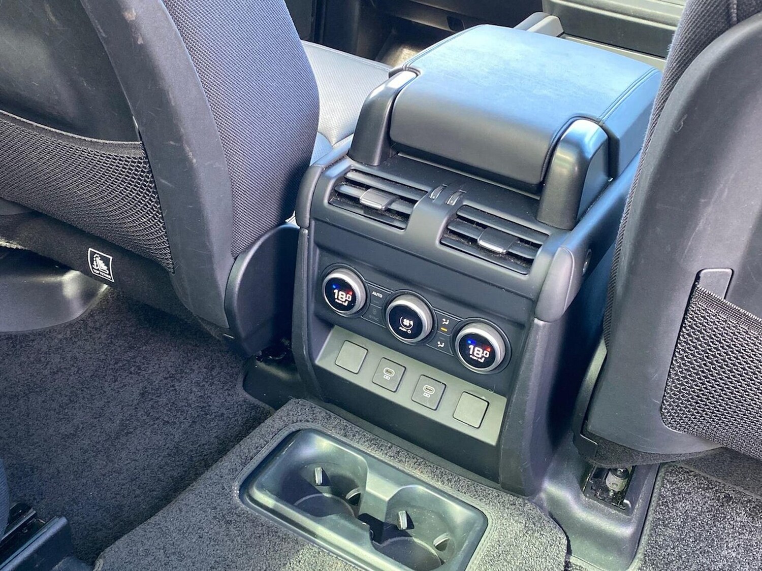 Used Land Rover Defender 2024 for sale - 78191846: Photo 20