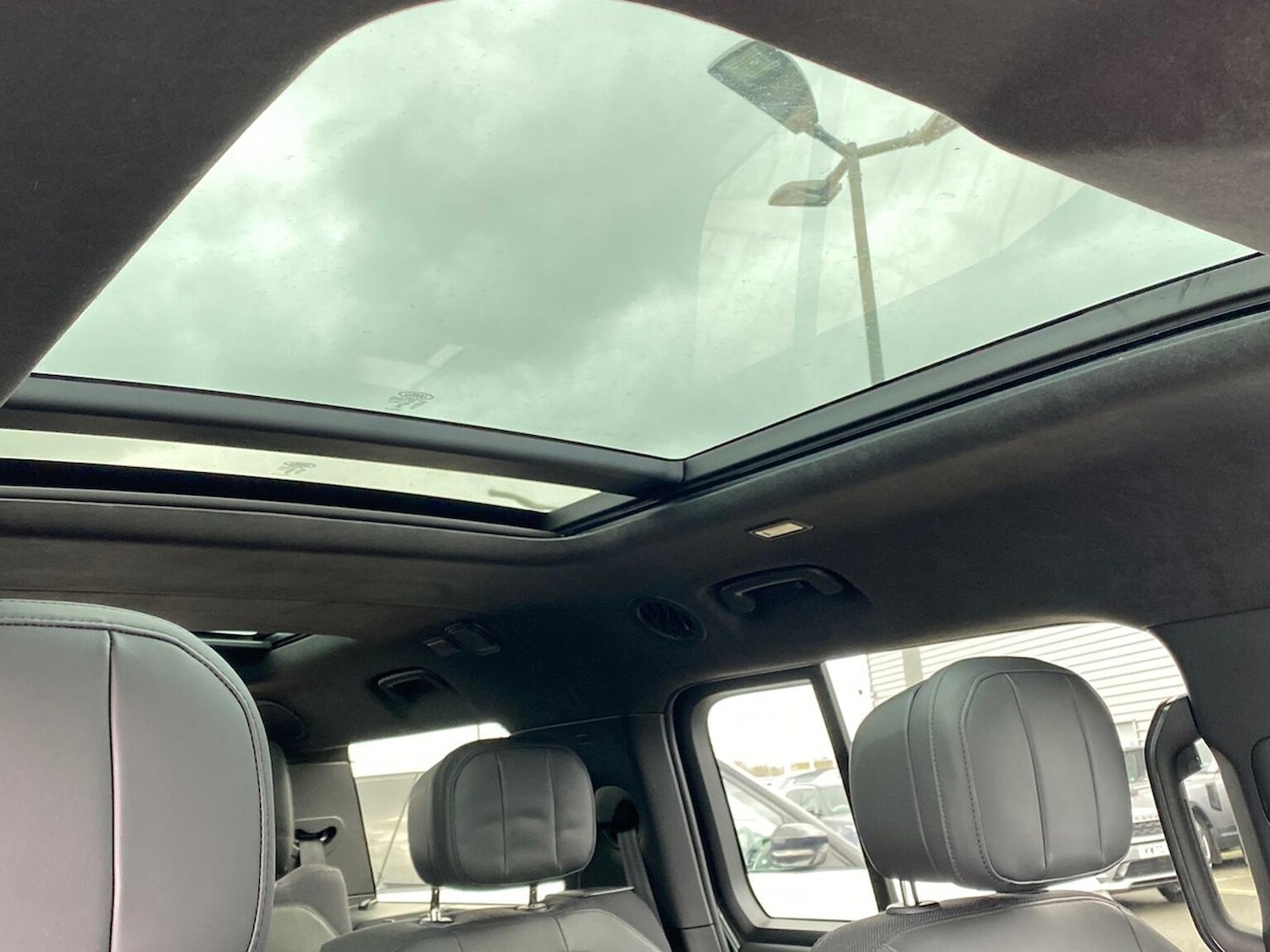 Used Land Rover Defender 2024 for sale - 78191846: Photo 23