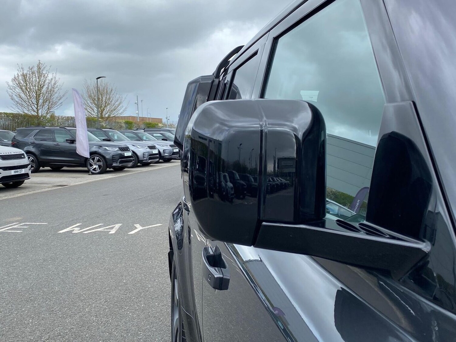 Used Land Rover Defender 2024 for sale - 78191846: Photo 31