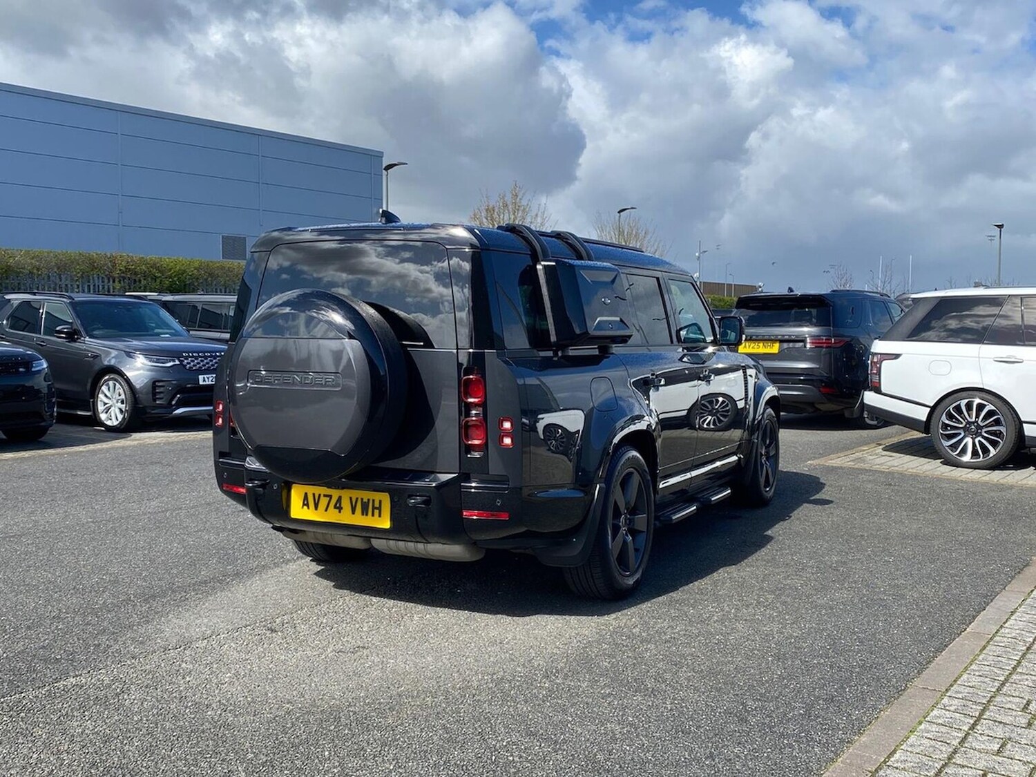 Used Land Rover Defender 2024 for sale - 78191846: Photo 47