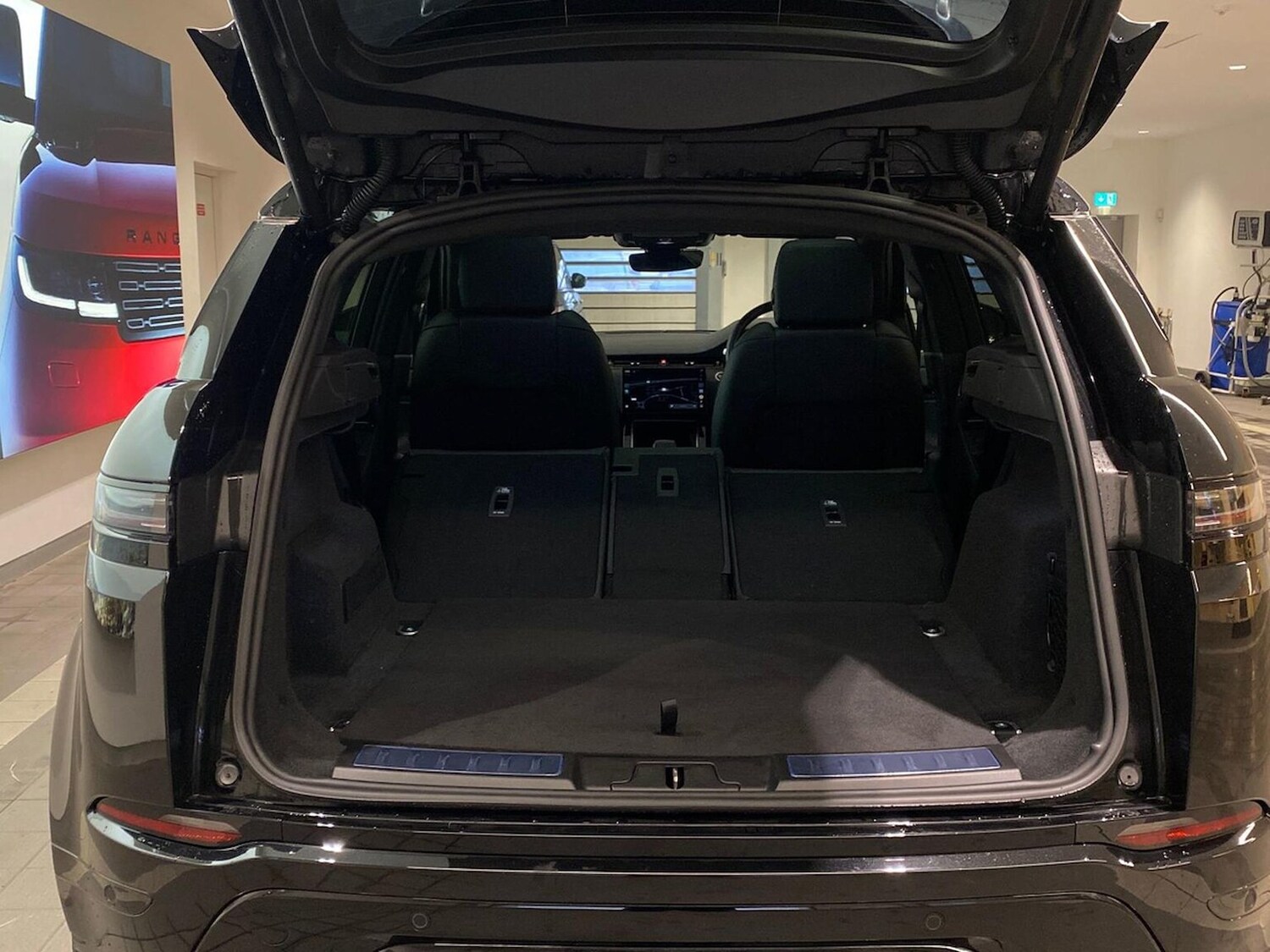 Used Land Rover Range Rover Evoque 2025 for sale - 77488081: Photo 39