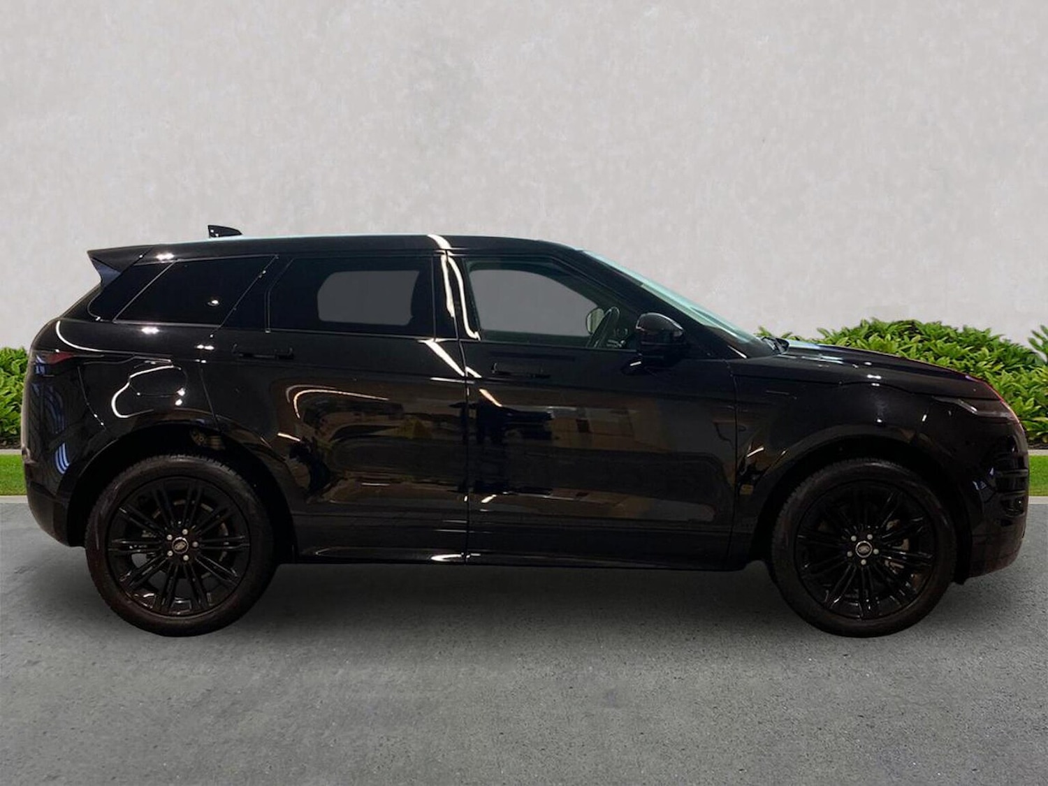 Used Land Rover Range Rover Evoque 2025 for sale - 77488081: Photo 5