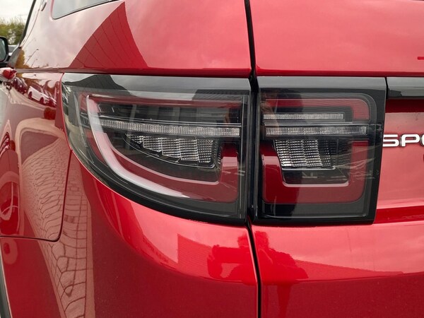 Used Land Rover Discovery Sport 2019 for sale - 76275117: Photo 19