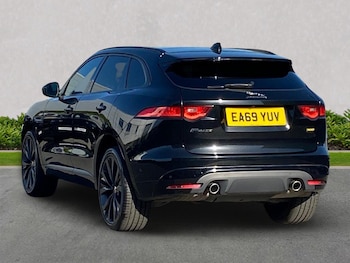 Used Jaguar F-Pace 2019 for sale - 78191835: Photo
