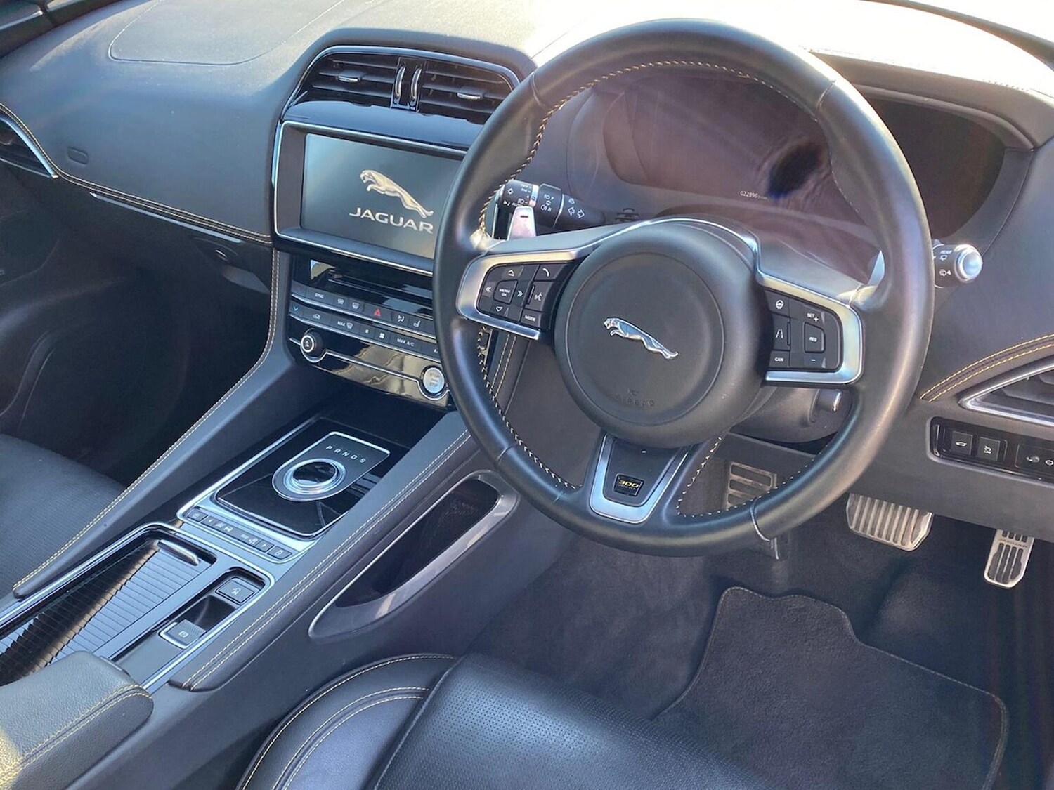 Used Jaguar F-Pace 2019 for sale - 78191835: Photo 34