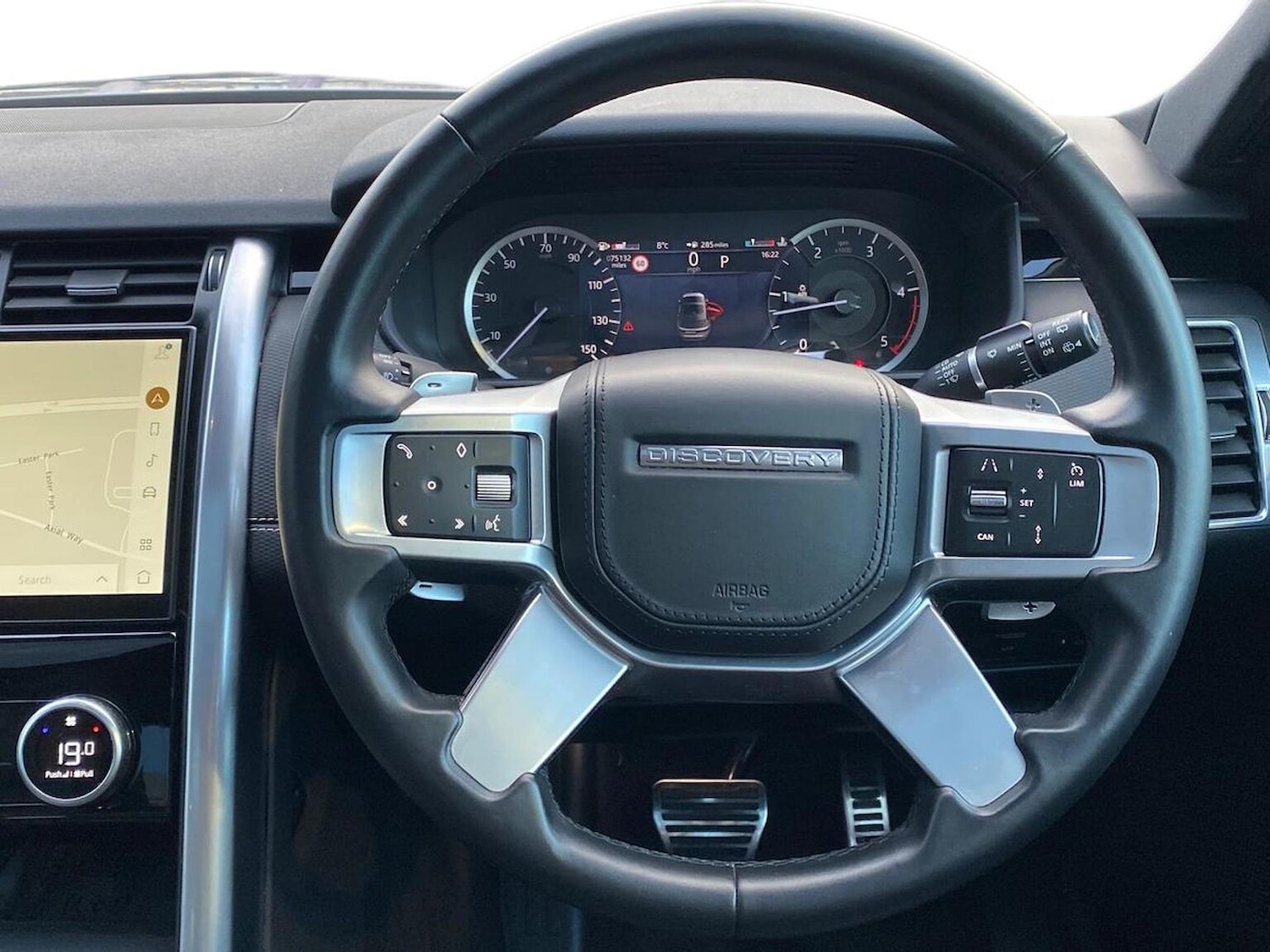 Used Land Rover Discovery 2023 for sale - 77896293: Photo 15