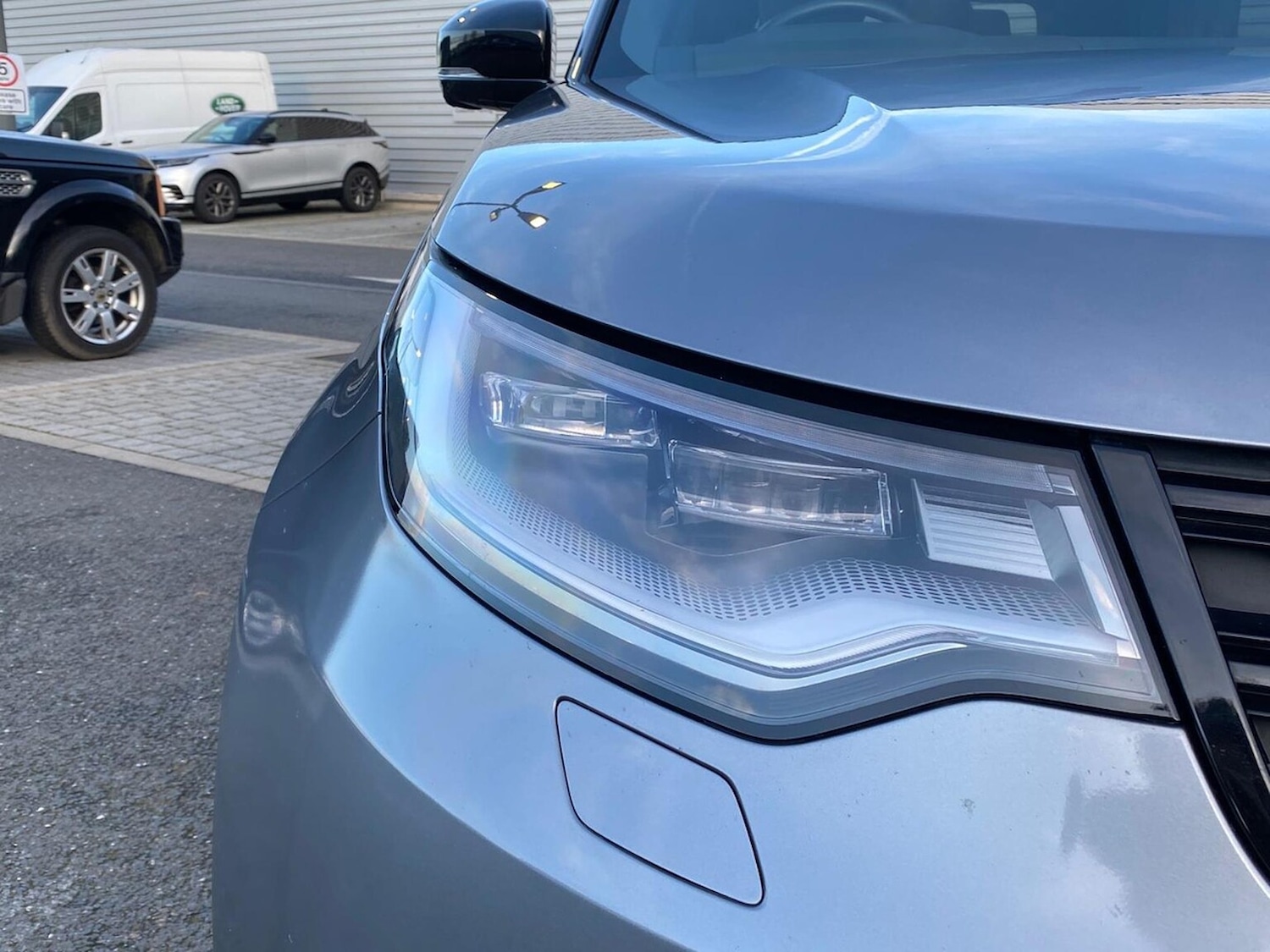 Used Land Rover Discovery 2023 for sale - 77896293: Photo 17