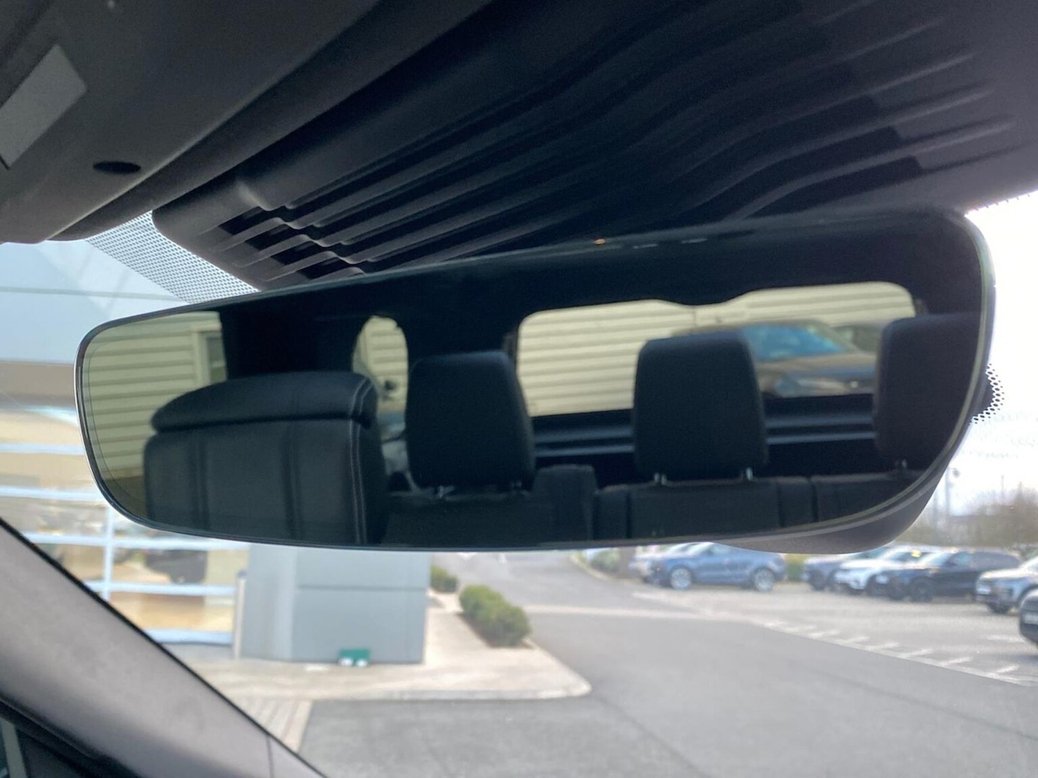 Used Land Rover Discovery 2023 for sale - 77896293: Photo 23