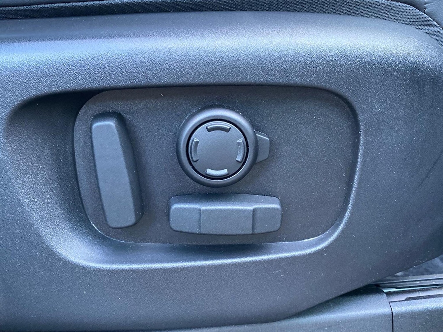 Used Land Rover Discovery 2023 for sale - 77896293: Photo 33