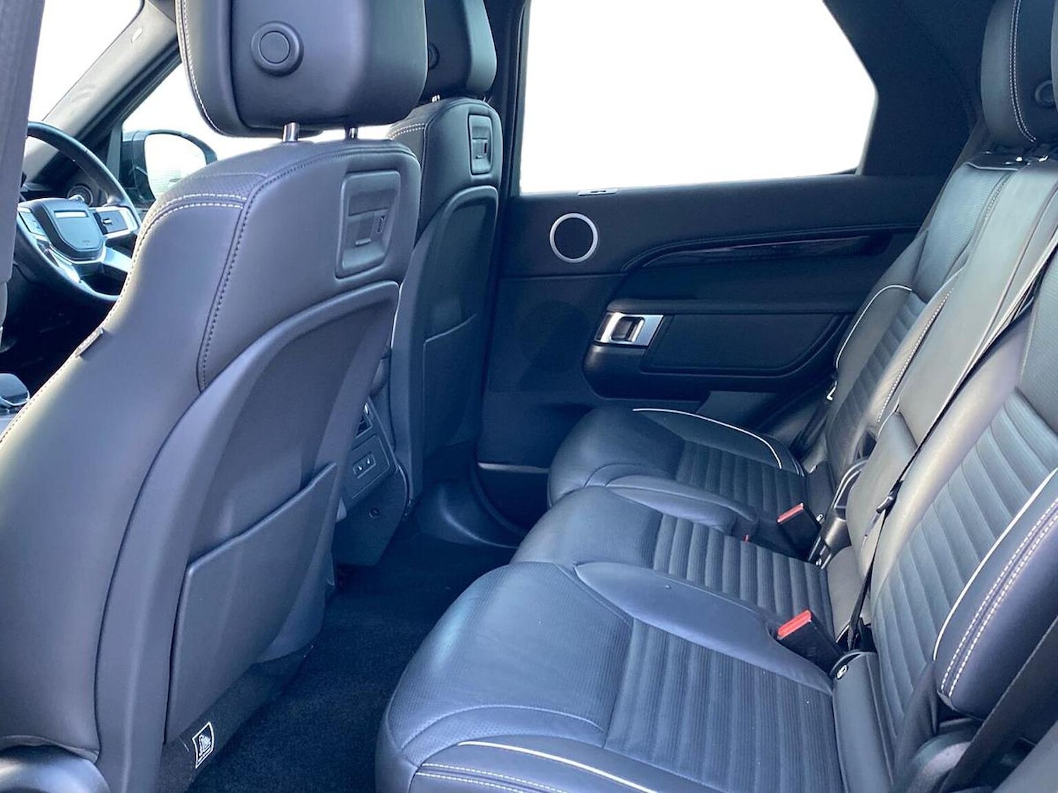 Used Land Rover Discovery 2023 for sale - 77896293: Photo 4