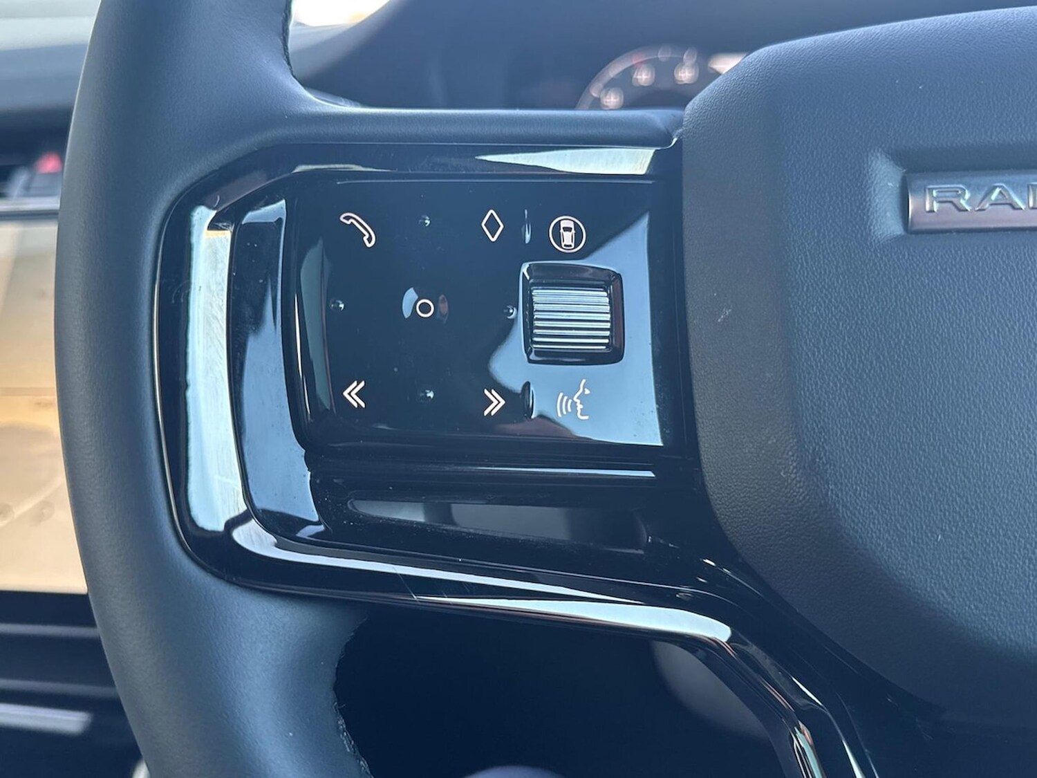 Used Land Rover Range Rover Evoque 2025 for sale - 78193455: Photo 33