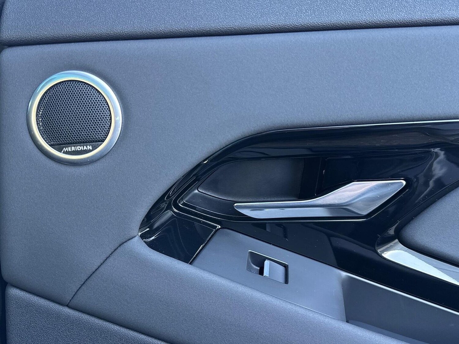 Used Land Rover Range Rover Evoque 2025 for sale - 78193455: Photo 40