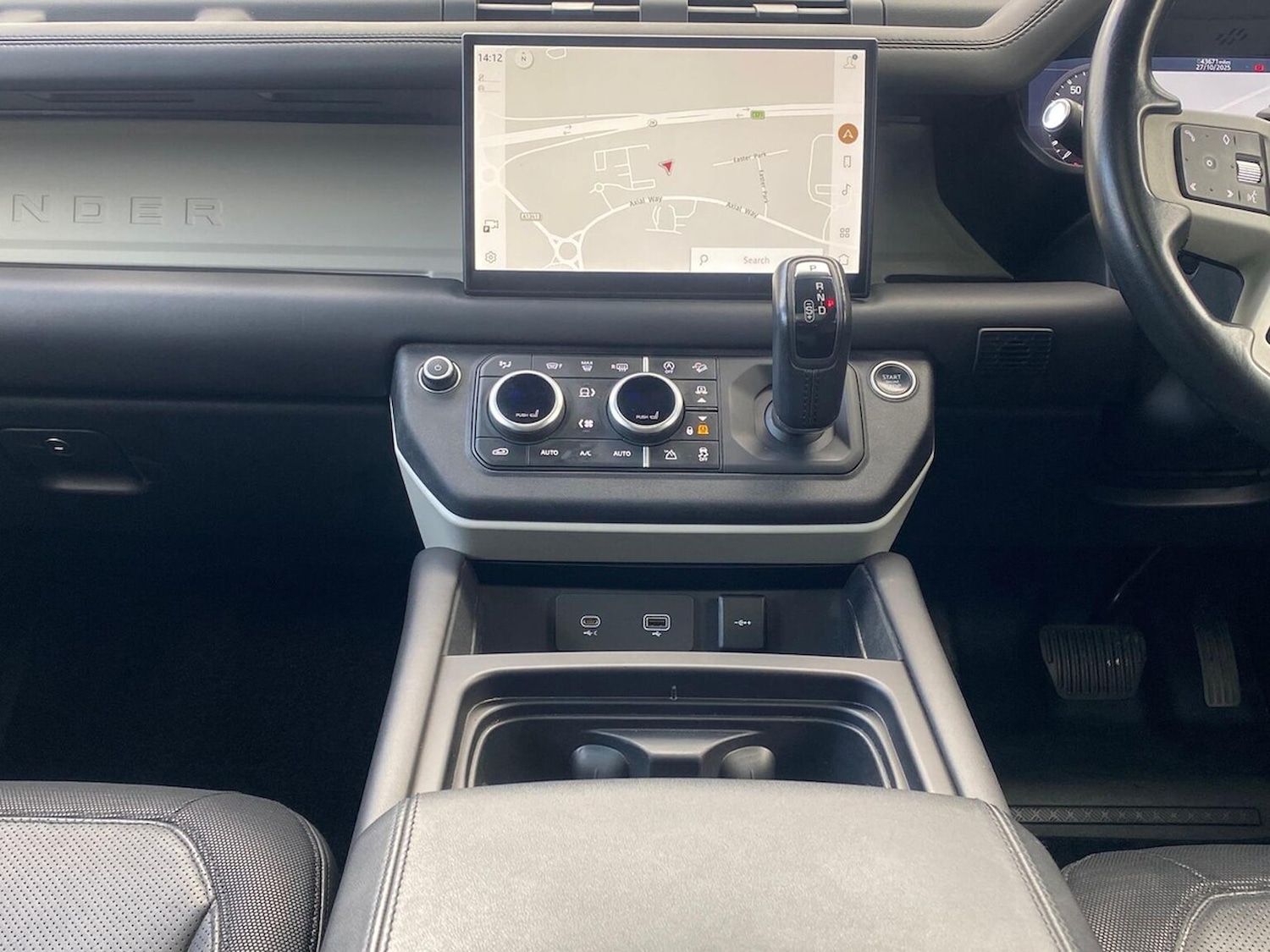 Used Land Rover Defender 2022 for sale - 76387198: Photo 14