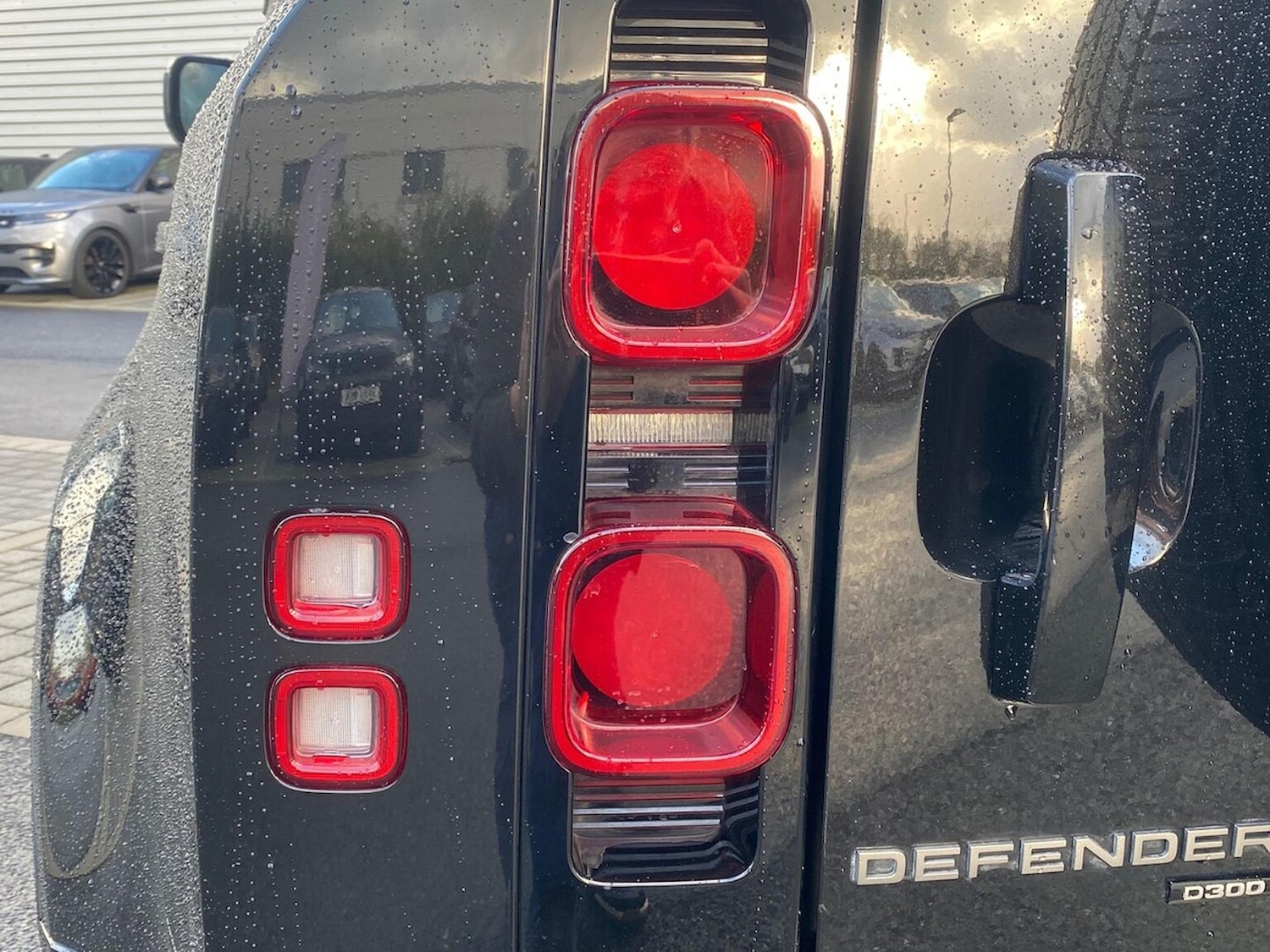 Used Land Rover Defender 2022 for sale - 76387198: Photo 19