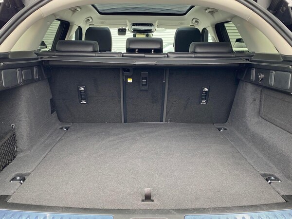 Used Land Rover Range Rover Velar 2025 for sale - 75677171: Photo 10