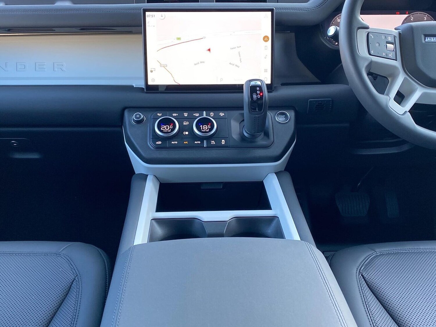 Used Land Rover Defender 2024 for sale - 78193419: Photo 16