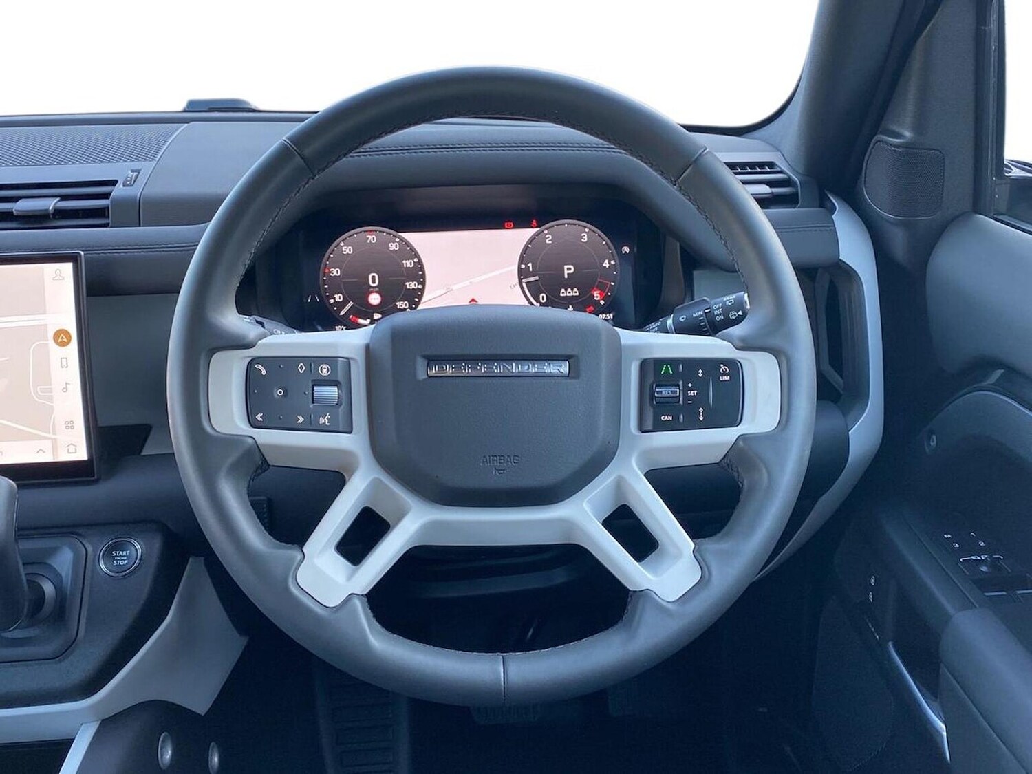 Used Land Rover Defender 2024 for sale - 78193419: Photo 17