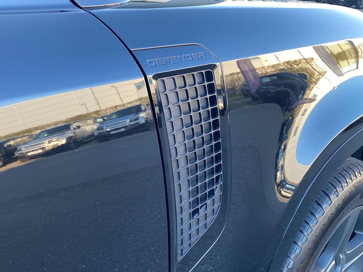 Used Land Rover Defender 2024 for sale - 78193419: Photo 29