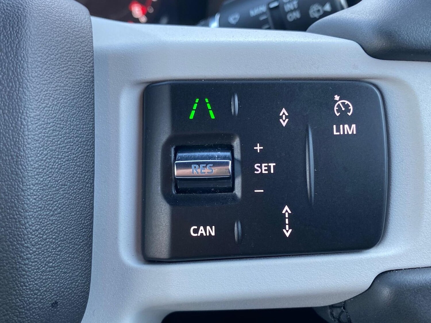 Used Land Rover Defender 2024 for sale - 78193419: Photo 43