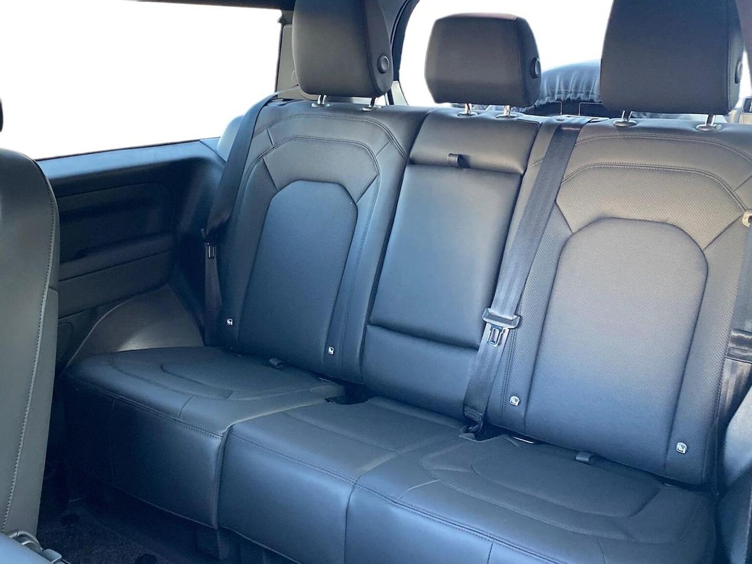 Used Land Rover Defender 2024 for sale - 78193419: Photo 6