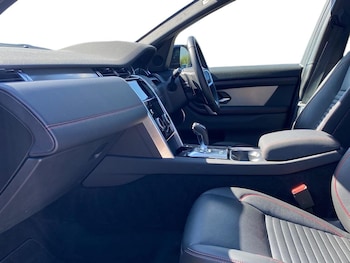 Used Land Rover Discovery Sport 2022 for sale - 75907132: Photo