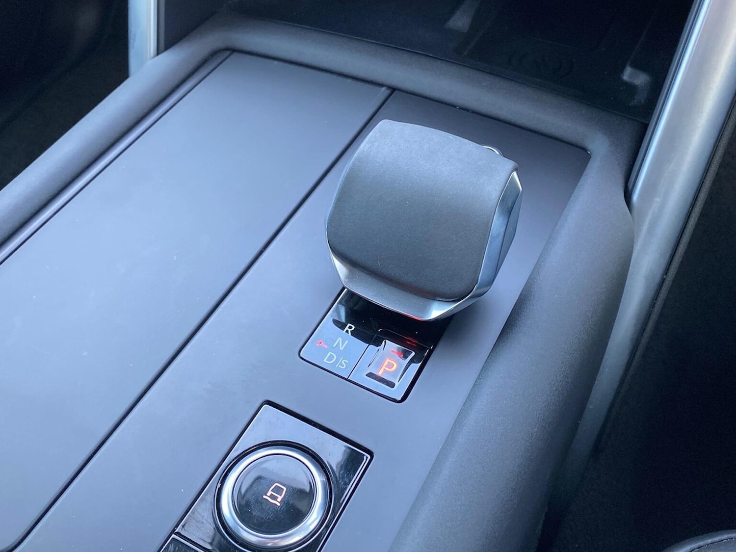 Used Land Rover Discovery 2025 for sale - 77001914: Photo 15