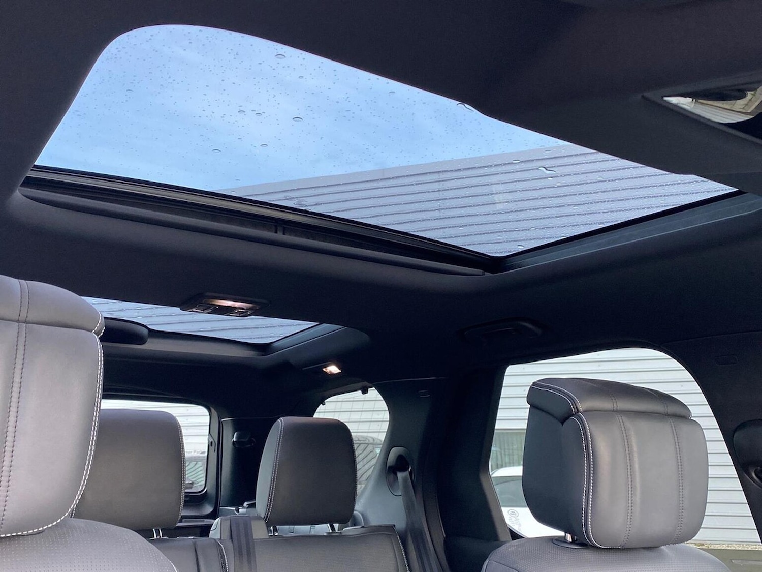 Used Land Rover Discovery 2025 for sale - 77001914: Photo 23