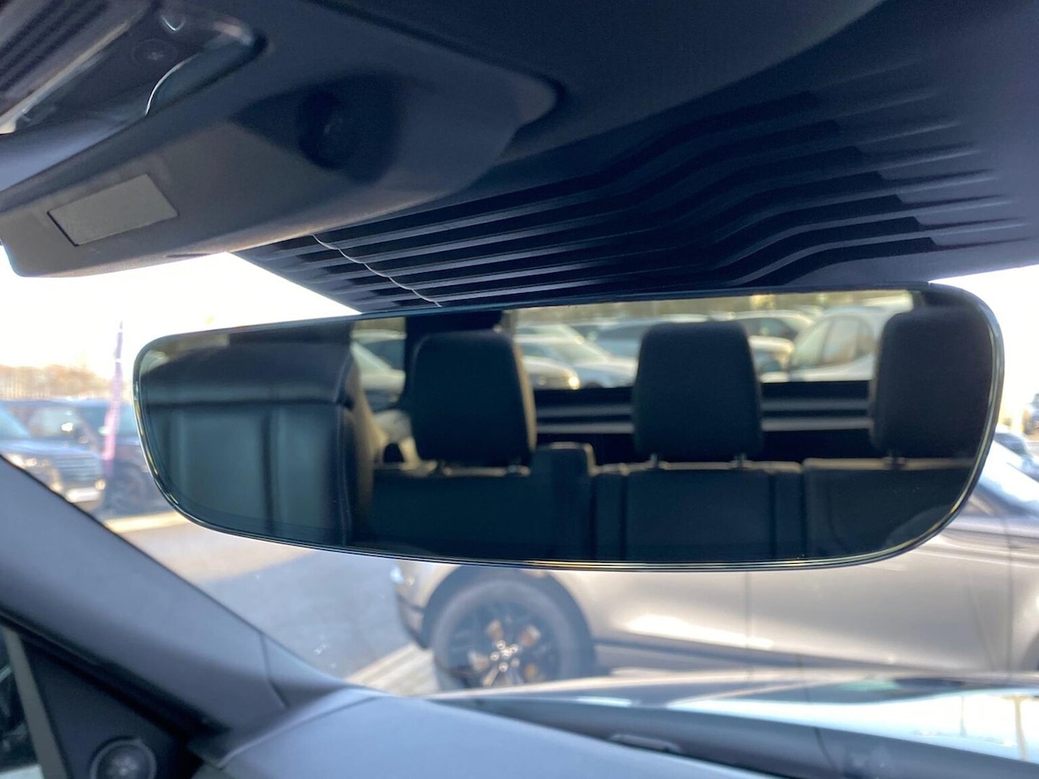 Used Land Rover Discovery 2025 for sale - 77001914: Photo 25