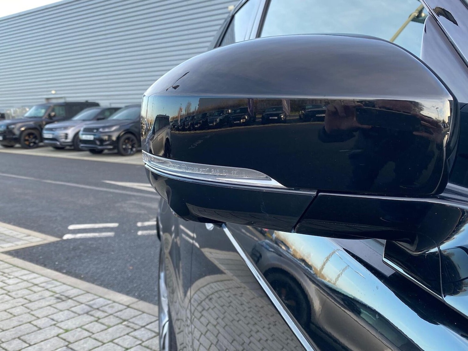 Used Land Rover Discovery 2025 for sale - 77001914: Photo 33