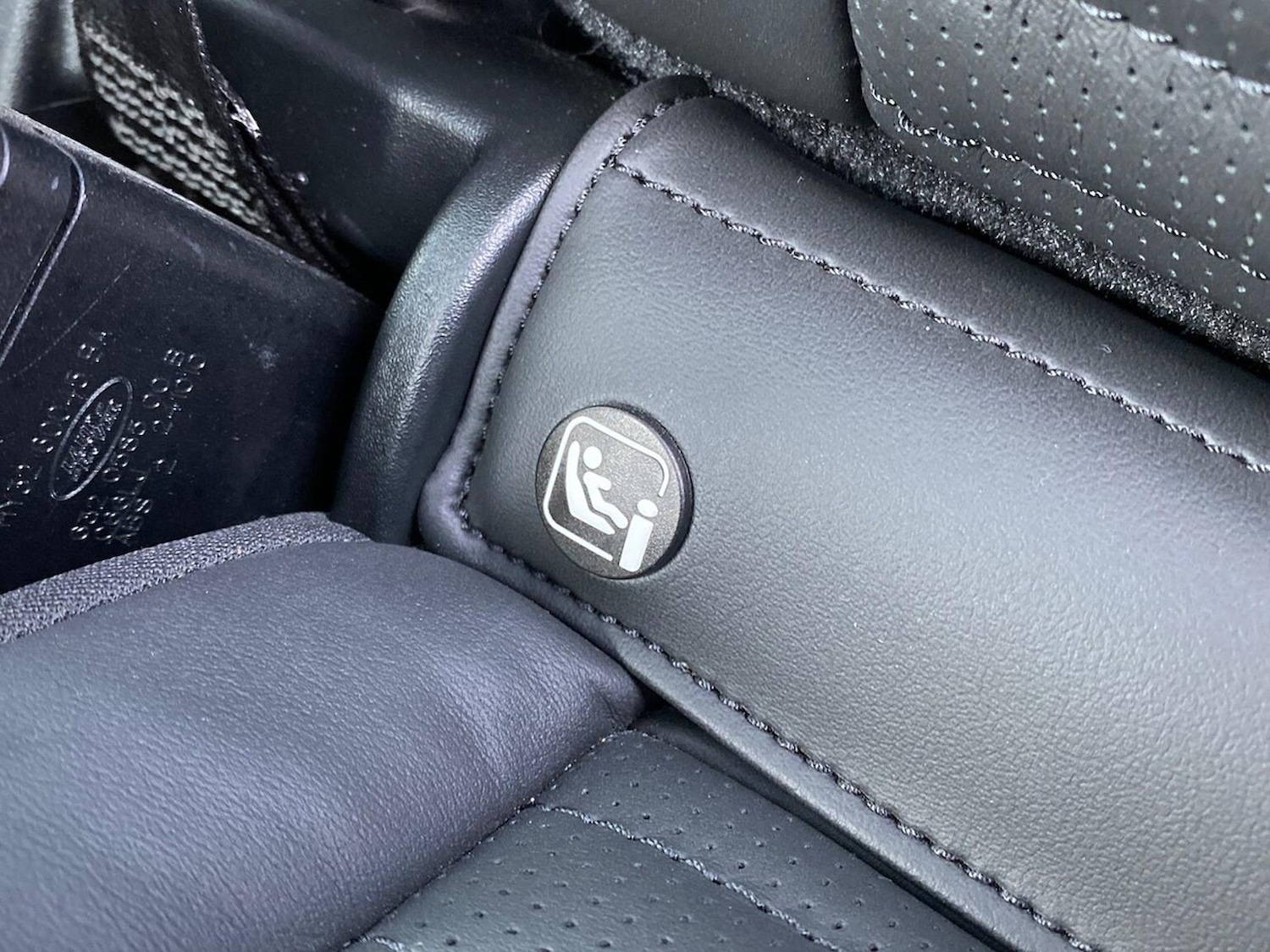 Used Land Rover Discovery 2025 for sale - 77001914: Photo 35